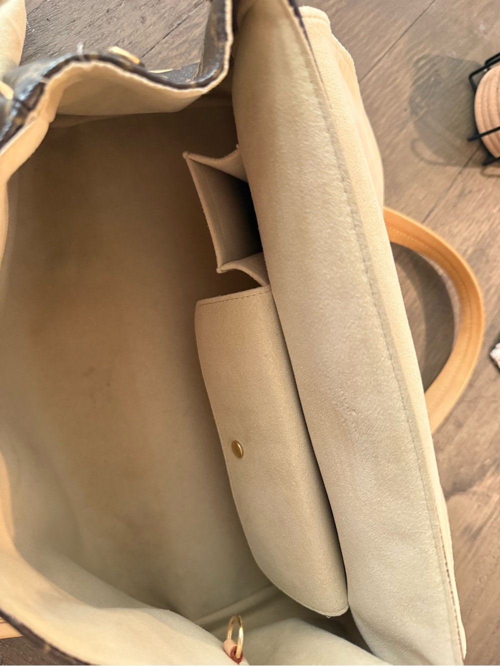 Louis Vuitton Monogram Canvas Satchel with Tan Leather Handles - Picture 6 of 9
